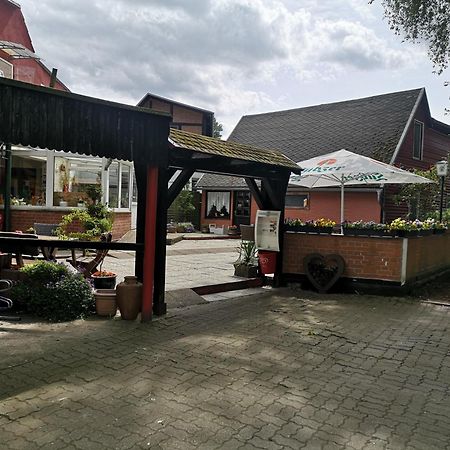 Uschi'S Gasthof Neuendorf  Eksteriør billede